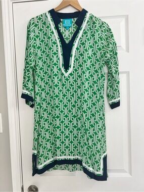 escapada Green and Navy Patterned V-Neck Midi Dress